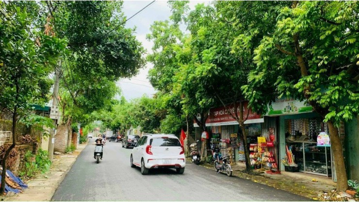 cần bán  gấp 100m2, 2 mặt đường trước sau, cách kcn sạch Sóc Sơn chỉ 300m