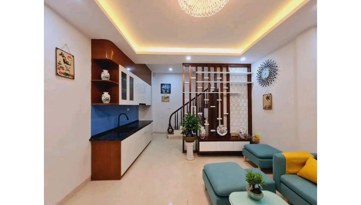 Bán nhà 40m2 5tầng MT 5m nhỉnh 4ỷ gần ôtô, phố Cầu Giấy(2)