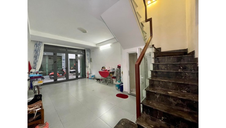 NHÀ ĐẸP HẺM XE HƠI VÔ NHẢ KHU VIP NGAY BÀU CÁT VIP TÂN BÌNH KHU DÂN TRÍ CAO GIÁ NHỈNH 4 TỶ