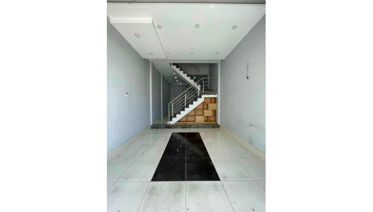 Chính chủ bán nhà Nguyễn Văn Quỳ, 46m2, Ngang 4m, 4 tầng, Giá 5,650tỷ