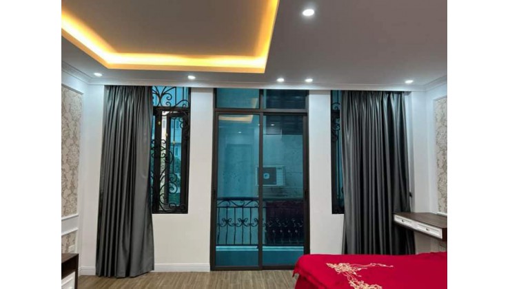 Bán nhà Pháo Đài Láng/Đống Đa. DT 43m2 x 7 tầng x 3.55m MT. Giá 8.9 tỷ.
Nhà mới 7 tầng - Thang máy nhập - KD văn phòng, Nhà nghỉ, CCMN...