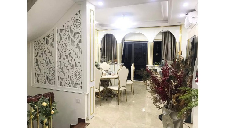 Bán nhà 55m2 7tầng thang máy MT 4.5m 11.xtỷ Hoàng Quốc Việt Cầu Giấy(4)
