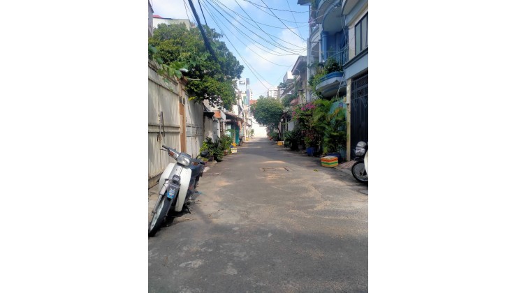 Bán nhà đường Tân Kỳ Tân Quý gần trường học 80m2, 3 PN nhỉnh 4 tỷ