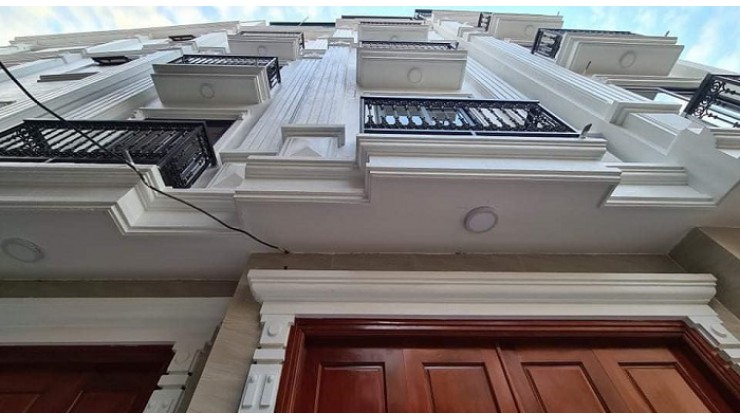 Nhà mới Nguyễn Văn Cừ – Long Biên – diện tích  31m x 5 tầng, chỉ 3.75 tỷ. Ngõ ô tô.