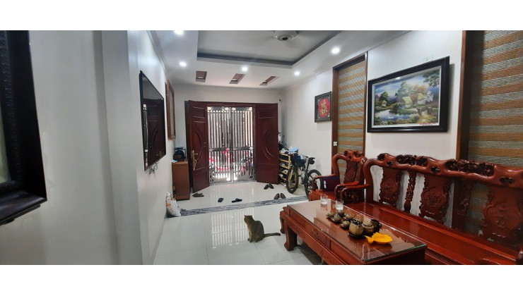 Bán nhà Ngọc Thụy, Long Biên, Đủ NỘI THẤT, nhà ĐẸP, Ở NGAY, 50m2 x 5 tầng