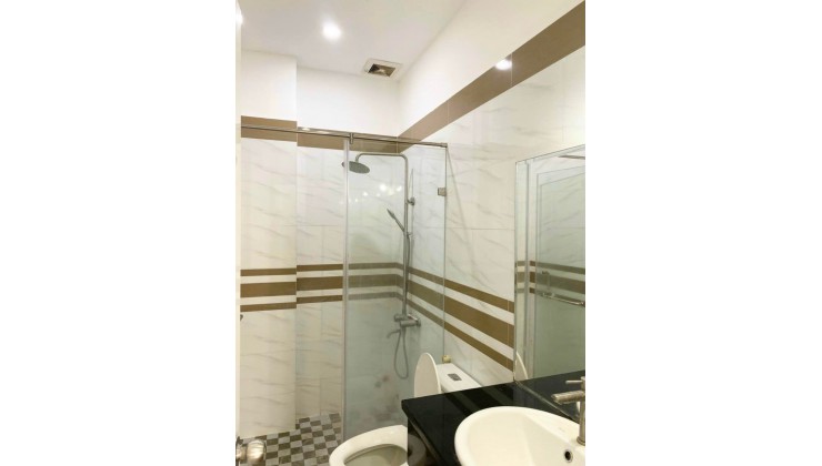 Khu Vip Phú Nhuận, 5 Tầng, HXH, Ngang 5m, 7.68 tỷ
