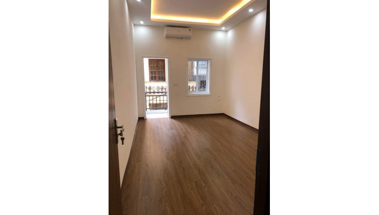 Bán nhà đẹp 45m2 4tầng 6.1tỷ ngõ ôtô đỗ cửa vào nhà Đường Láng Cầu Giấy(4)