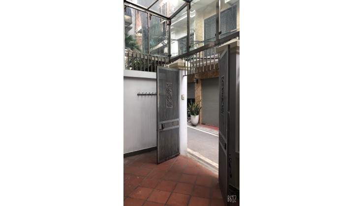 Bán nhà Lâm Hạ, 97m2x5 tầng, 2 THOÁNG, Ngõ THÔNG Ô TÔ vào nhà, Giá 12 tỷ