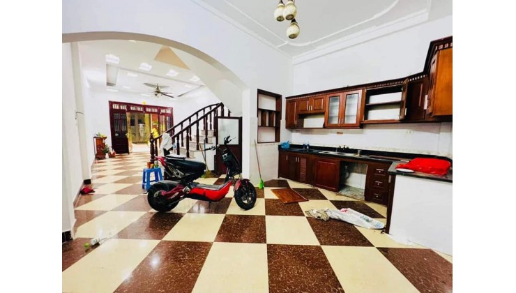 Bán nhà 60m2 5tầng MT 4.5m ôtô đỗ cửa Phố Phạm Văn Đồng Bắc Từ Liêm(2)