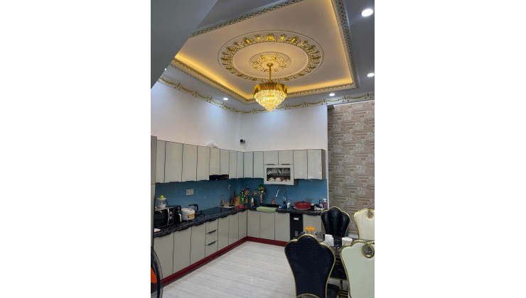 NHÀ ĐẸP BÌNH TÂN KHU VIP NỘI BỘ - NHÀ 5 TẦNG - HẺM NHỰA 6M - NỘI THẤT CHÂU ÂU CAO CẤP –68M2- GIÁ 7 TỶ
