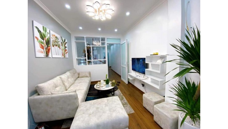 Bán nhà đẹp Cầu Giấy phố Trung Kính 4tầng 50m2 nhỉnh 5tỷ gần ôtô (4)