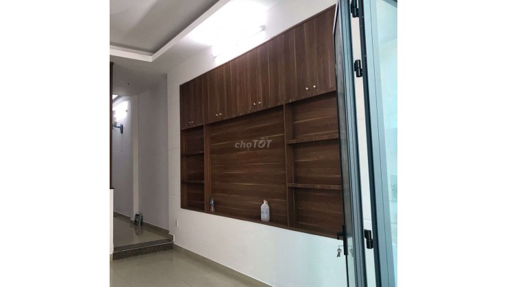 HẺM XE HƠI 3 TẦNG 4 PN KẾ BÊN CITYLAND NHỈNH 5 TỶ