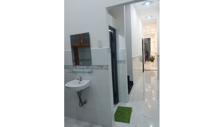 Bán căn nhà 1 lầu 40m2  ở Mỹ Hạnh, Đức Hòa, Long An.