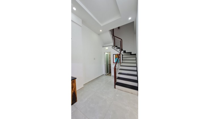 GẤP BÁN, Giảm 200tr, nhà HXH Điện Biên Phủ Q3, 47m2 - 4 TẦNG BTCT, 6 tỷ 3