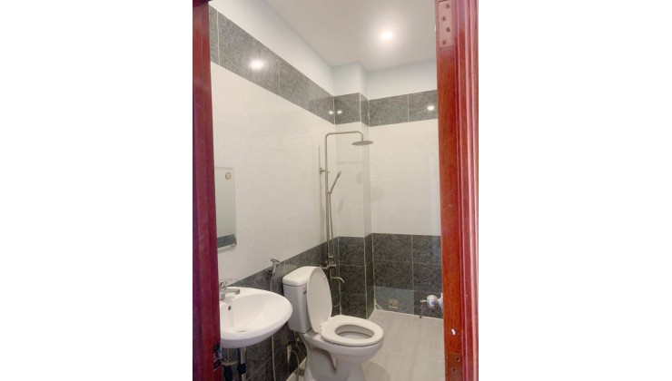 Bán nhà HXH C8M Trần Văn Đang Q3, MỚI TINH, 3 Tầng 3 PN, Nhỉnh 6 tỷ