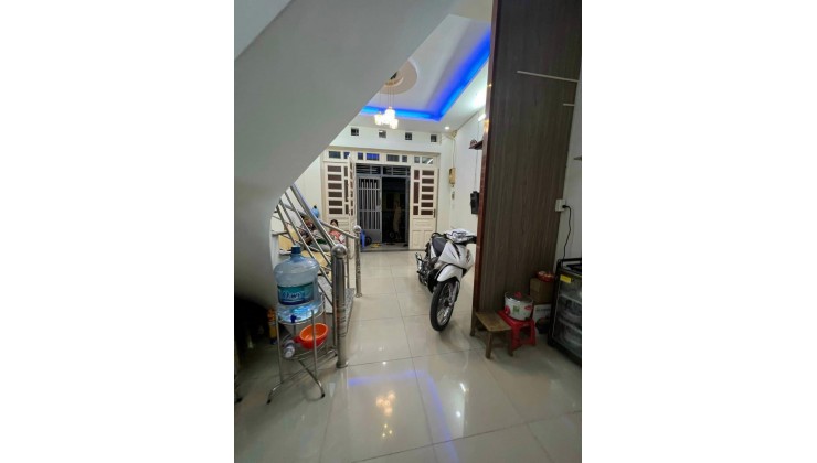 Nhà hẻm Phan Văn Hớn, Q12, diện tích 32m2, giá chỉ từ 1tỷ560, SHR, LH: 0898.540.114 (A. Lâm)