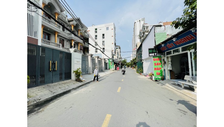 Chính chủ gửi bán đất MT Lê Thị Chợ, P Phú Thuận, Quận 7.- DT: 10x33 cn 273m2