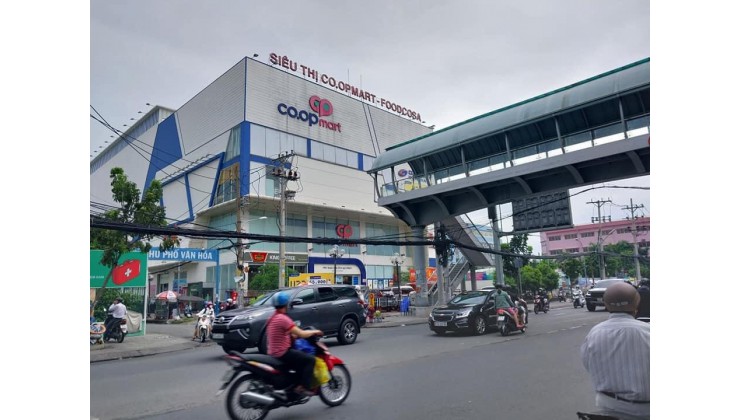 Nhà HIẾM CÓ MTKD Phan Văn Trị P.10, 80m2, 3 tầng, view Cityland, chỉ 12.9 tỷ.