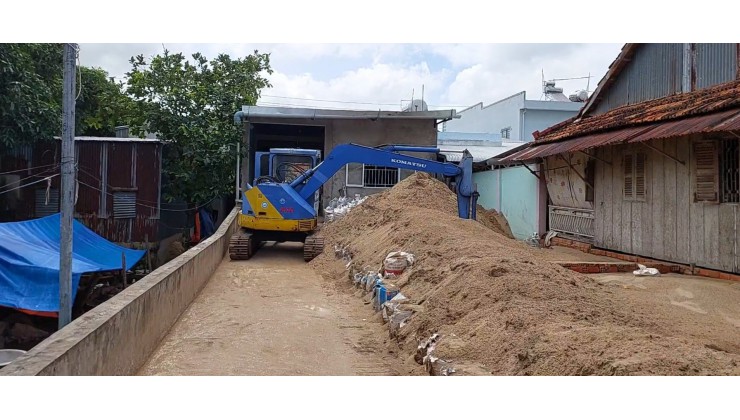 Cần Bán Gấp Lô Đất Đẹp Có Sẵn Nhà Kho và nhà cấp 4 mới xây  Tại  Thị Trấn Phú Mỹ, Huyện Phú Tân, Tỉnh An Giang.