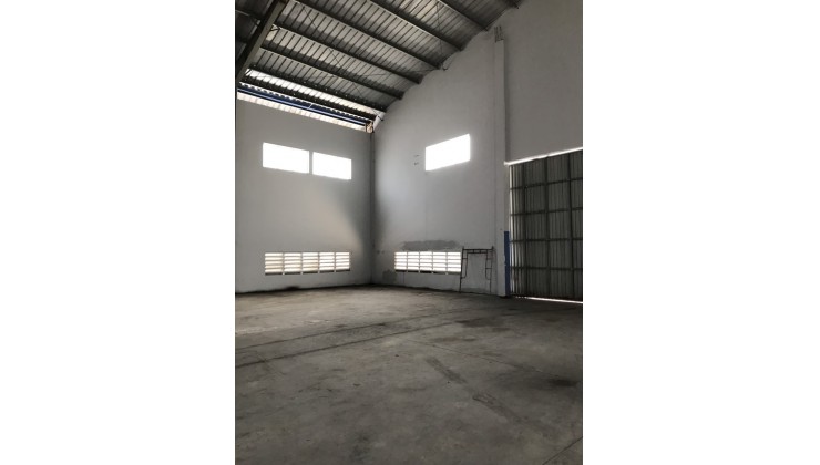 Cho Thuê Kho Xưởng 800m2 Ấp Bình Tiền 2 , Đức Hoà , Long An .  .