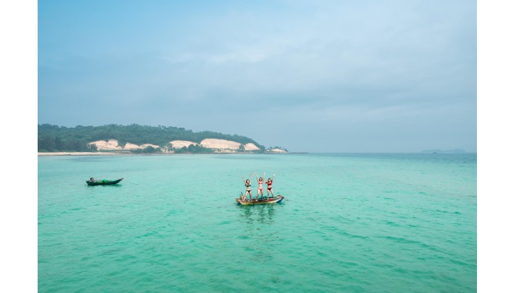 Đất nền Cô Tô, vị trí gần bãi biển đẹp nhất nhì Cô Tô. Sổ hồng trao tay đi, đi trước đón đầu