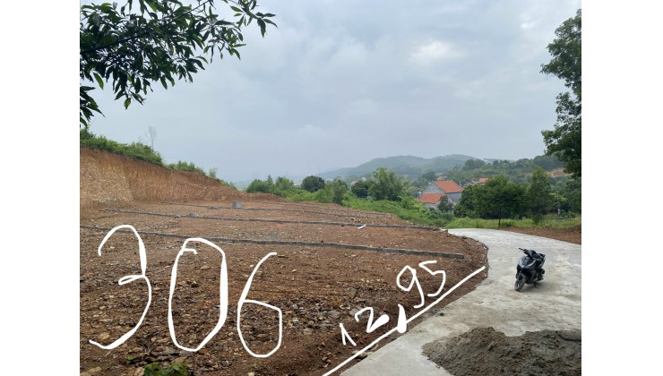 Bán đất Bắc Giang, đất ODT 306m sẵn sổ hồng đường 5m oto đi giá chỉ 550tr.