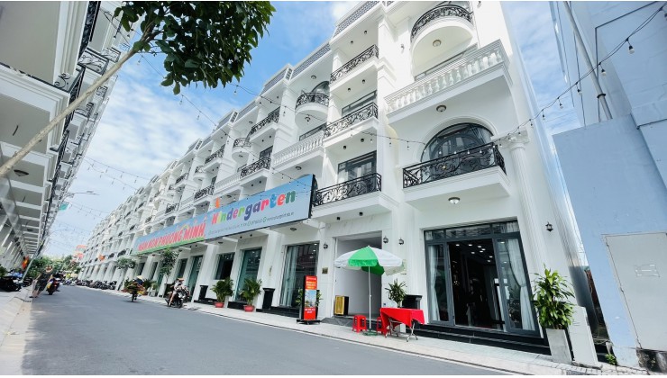 SHOPHOUSE TRUNG TÂM QUẬN TÂN PHÚ, KD ĐA NGÀNH NGHỀ, SHR GIÁ 15,2 TỶ