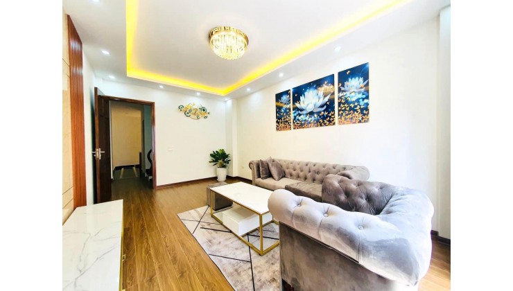 BÁN NHÀ NGUYỄN VĂN CỪ, 41M2 NHÀ MỚI 5 TẦNG  ,OTO VÀO NHÀ GIÁ CHỈ 5,85 TỶ