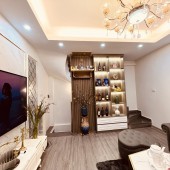Bán nhà thái Hà tặng toàn bộ nội thất 30m2*5T chỉ hơn 3 tỷ