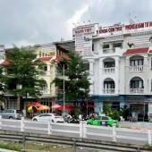 Chính chủ bán nhà 1 trệt 3 lầu tại Nguyễn Đình Chiểu , Quận 3 , HCM , Giá cực tốt