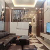 Bán nhà Hoàng Quốc Việt-phân lô- ngõ oto-giá 5,2ty- Lh:0974656748