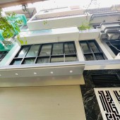 Bán nhà Phùng Chí Kiên, Cầu Giấy, Phân Lô, Gara , 60m2, MT: 6.5m. Giá 11,2 tỷ
