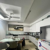 BÁN NHÀ CẦU GIẤY PHỐ TRUNG KÍNH LỚN 85M, 6T, MT 5M, PHÂN LÔ, GARA, KINH DOANH, 16 TỶ