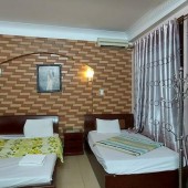 Bán nhà nghỉ-ccmn Hoàng Quốc Việt-kinh doanh- ngõ oto-giá 12,5ty- Lh:0974656748