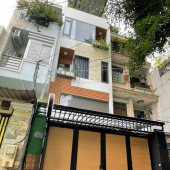 Mặt tiền Quang Trung 20m, Dt 4,2 x 16 hạ giá 250 triệu, xe hơi vào nhà, 7 tỷ 7