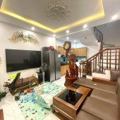 Tu Hoàng 35m, 5 tầng, mặt 4.1m, 3,15 tỷ