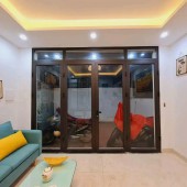 Bán nhà 40m2 5tầng MT 5m nhỉnh 4ỷ gần ôtô, phố Cầu Giấy(2)