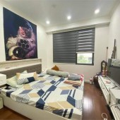 Bán nhà Xuân Thủy - Q. Cầu Giấy, 5 tầng, 42m2, giá 6.45 tỷ.