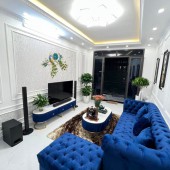 Bán nhà Đường Láng, Đống Đa, lô góc nhà đẹp ngõ thông kinh doanh, DT 40m2 4T, chỉ hơn 4 tỷ