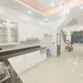 CẦN BÁN NHÀ PHỐ KHƯƠNG TRUNG: 47M2, 4 TẦNG, 4 NGỦ, LÔ GÓC 2 MẶT NGÕ, NHỈNH 5 TỶ.