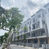 Chuyển công tác cần bán nhà phố 4 tầng chỉ 4 tỷ xxx gần khu dân cư sầm uất tại thành phố Từ Sơn