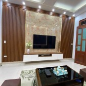 Lô góc, Bom Tấn Cầu Giấy có 102 siêu đẹp, chủ tặng full nội thất.