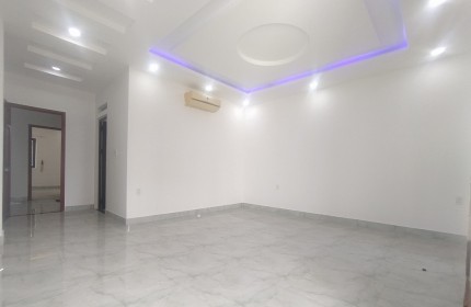 Bán nhà hẻm xe hơi vào nhà, Tân Phú, 100m2, 5x20, 7.5 tỷ