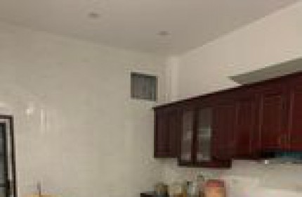 2,3 tỷ nhà 3 tầng chân cầu Chương Dương, Long Biên Lh 0988794086