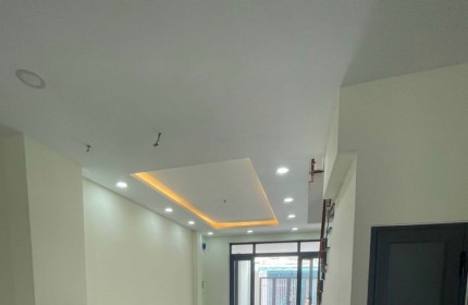 BÁN GIÙM BÀ CHỊ NHÀ VIP TÂN BÌNH – PHẠM VĂN BẠCH – HẺM XE TẢI – 4 TẦNG – 65M2 – NHỈNH 6 TỶ