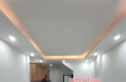 Bán nhà Kim Giang 31m2, 5 tầng, gần phố, ô tô đỗ cửa, nhà mới đẹp hiện đại, giá 4.5 tỷ