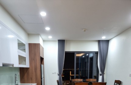 Bán nhanh căn hộ chung cư D11 Sunrise Building Trần Thái Tông. 157m2 , 3pn,1pk, 3wc giá 4,75 tỷ . LH 0979290651