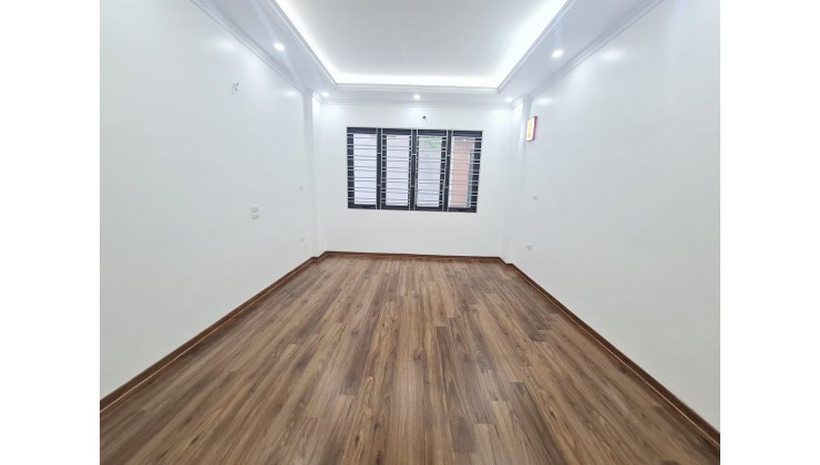 BÁN NHÀ MỚI TINH GIÁP NHỊ, HOÀNG MAI – 5T, 40M2, 4.7 TỶ