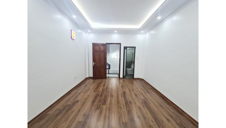 BÁN NHÀ MỚI TINH GIÁP NHỊ, HOÀNG MAI – 5T, 40M2, 4.7 TỶ