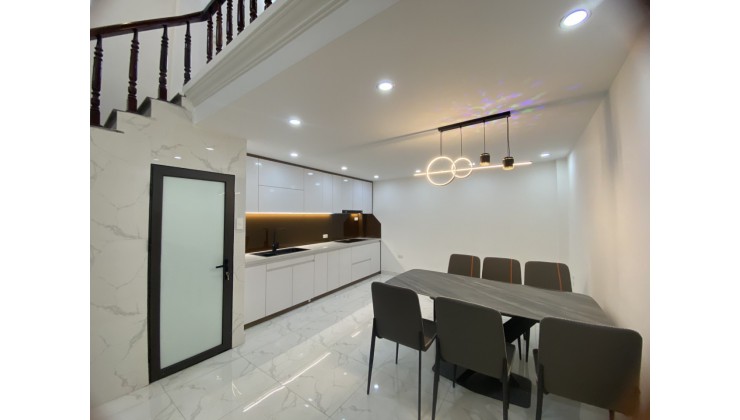 BÁN GẤP NHÀ PHỐ Thái THỊNH KINH DOANH SIÊU HÓT, 70M2, 5 TẦNG , NHÀ MỚI, Ở LUÔN.0589593999.